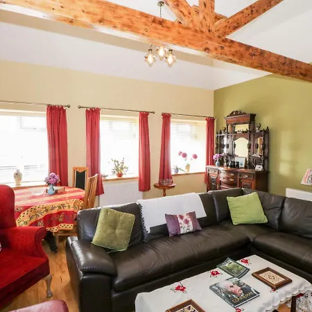 Prague House Сasa de vacaciones Lettermore