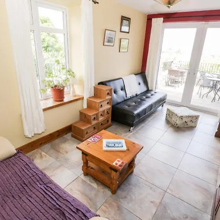 Prague House Lettermore