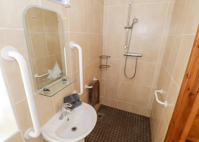 Prague House * Lettermore